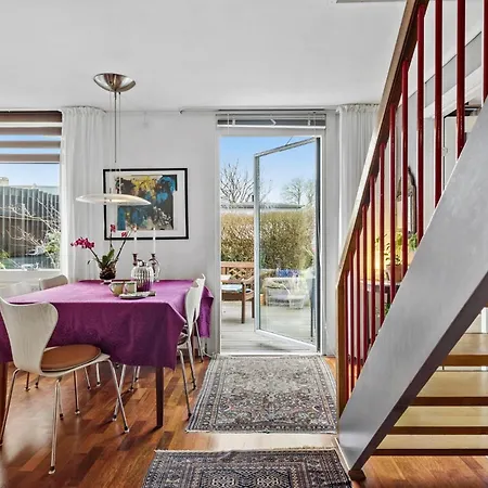 2 Bedroom Gorgeous In Сasa de vacaciones